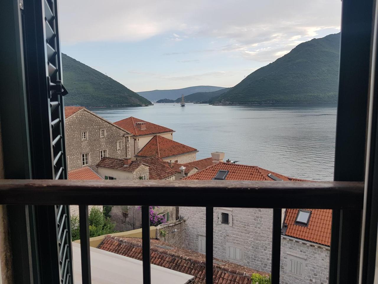 Gudelj * Perast
